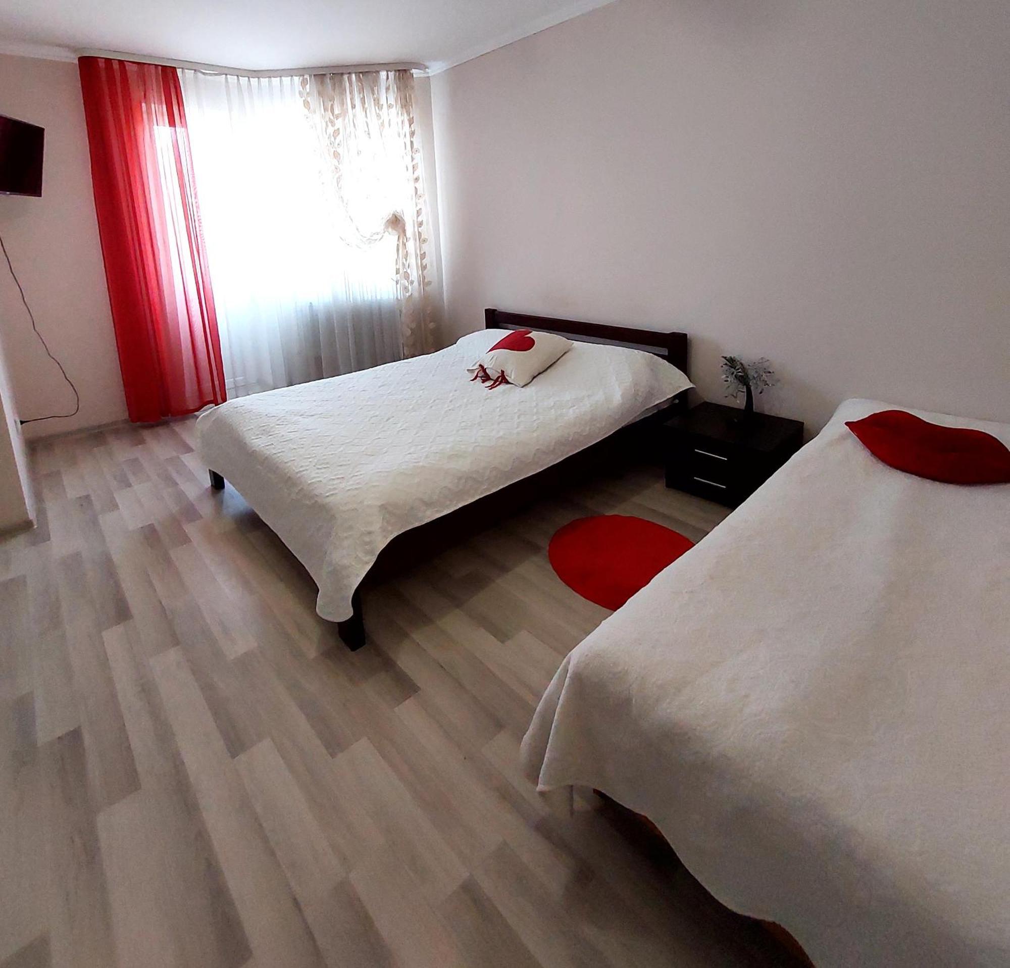 Apartmán Новобудова Центр Luck Exteriér fotografie